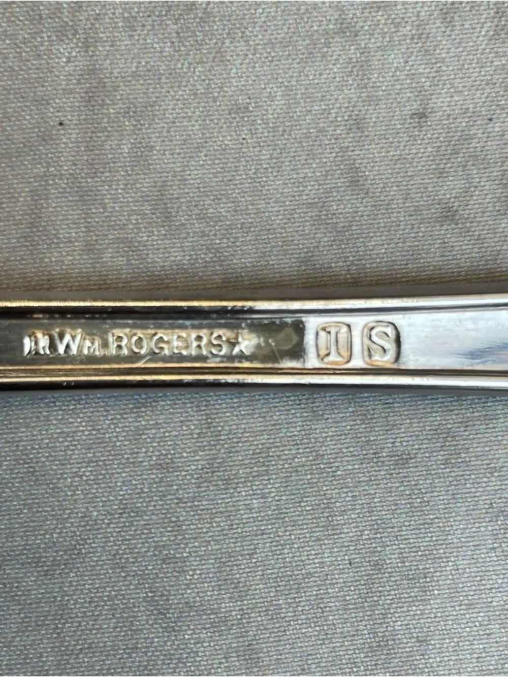 WM Rogers IS Silverplate Flatware Set 37 Pc w/ Case Vintage Dining Set